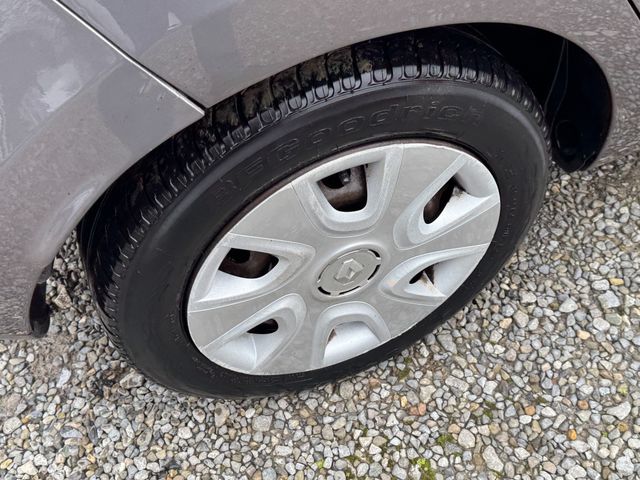 Image for 2015 Renault Clio IV Expression 1.2 4DR