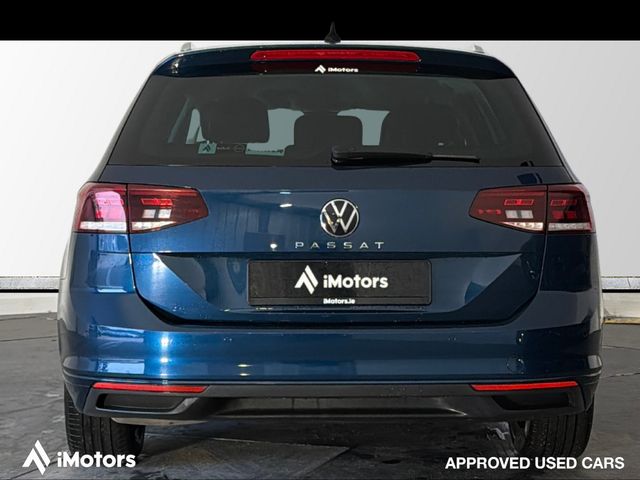 Image for 2021 Volkswagen Passat SEL TSI EVO