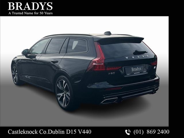 Image for 2021 Volvo V60 R-Design Recharge T6 18.8 kWh AWD Twin Engine PHEV