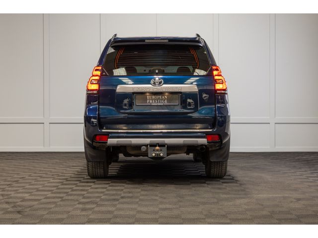 Image for 2023 Toyota Landcruiser LWB