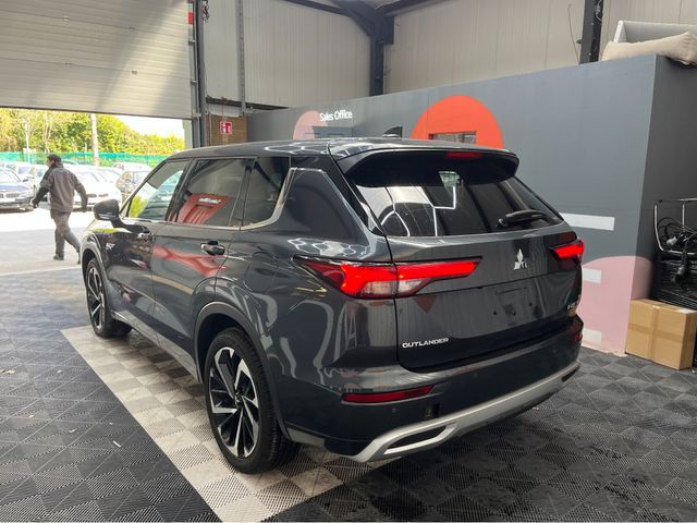 Image for 2024 Mitsubishi Outlander €45950 2024 MITSUBISHI OUTLANDER P 4WD PHEV 2.4 AUTOMATIC / CRUISE CONTROL / 360° CAMERA / ELECTRIC MEMORY & HEATED SEATS / HEATED STEERING WHEEL / PANORAMIC SUNROOF / 7 SEATS OPTION / PADDLE SHIFT