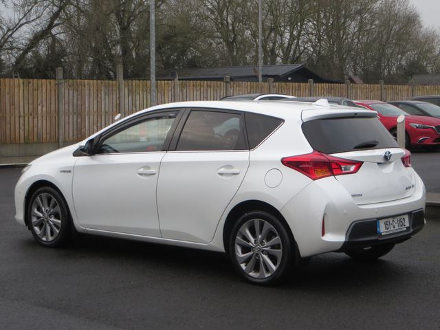 Image for 2015 Toyota Auris 1.8 HYBRID 5DR LUX 
