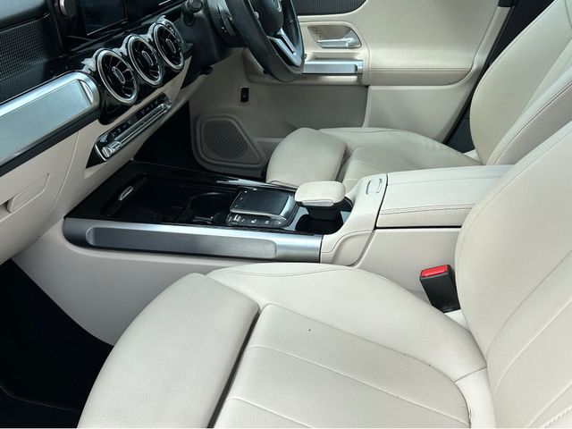 Image for 2021 Mercedes-Benz GLB Class *7 Seater*Beige Leather* 12 month warranty * 