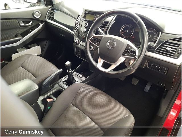 Image for 2018 Ssangyong Korando ES 2.2 Commercial