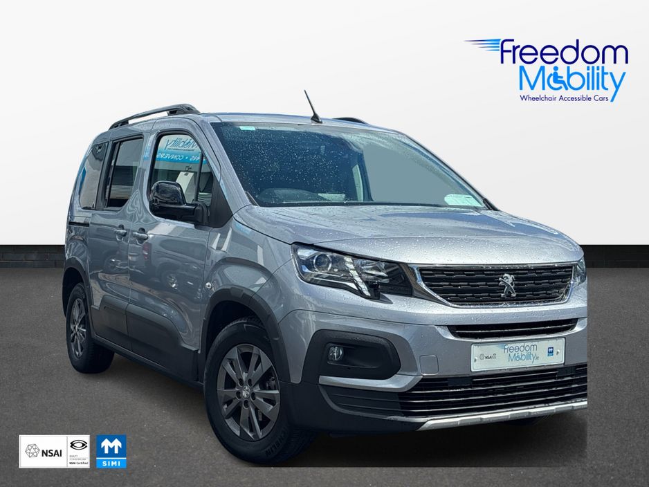 Image for 2023 Peugeot Rifter Allure Lowered Floor Wheelchair Access
