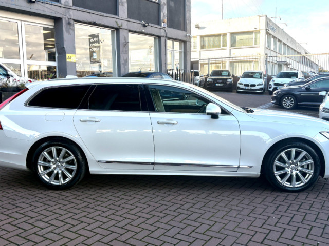 Image for 2020 Volvo V90 2020 VOLVO V90 D4 INSCRIPTION 