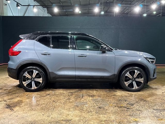 Image for 2023 Volvo XC40 RECHARGE CORE