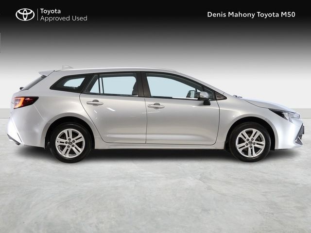 Image for 2023 Toyota Corolla Touring Sports Luna Hybrid