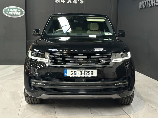 Image for 2025 Land Rover Range Rover P550 MEGA SPEC HSE E-HYBRID