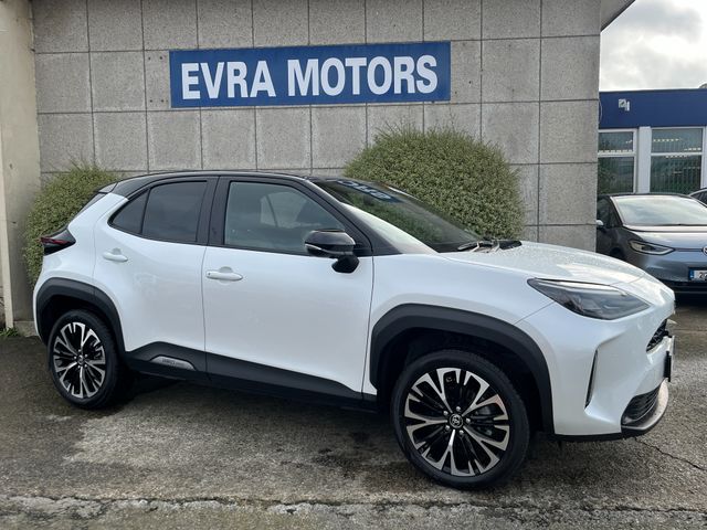 Image for 2024 Toyota Yaris Cross Z HYBRID AUTOMATIC HYBRID 1.5 PETROL //HIGH SPEC//360 PARKING CAMERAS//KEYLESS ENTRY//HEATED SEATS AND STEERING WHEEL// 