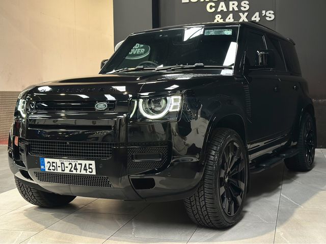 Image for 2025 Land Rover Defender 110 3.0 D250 HARD TOP DYNAMIC SE 3 SEATS