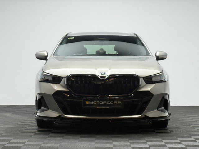 Image for 2025 BMW 5 Series 530E M SPORT PRO