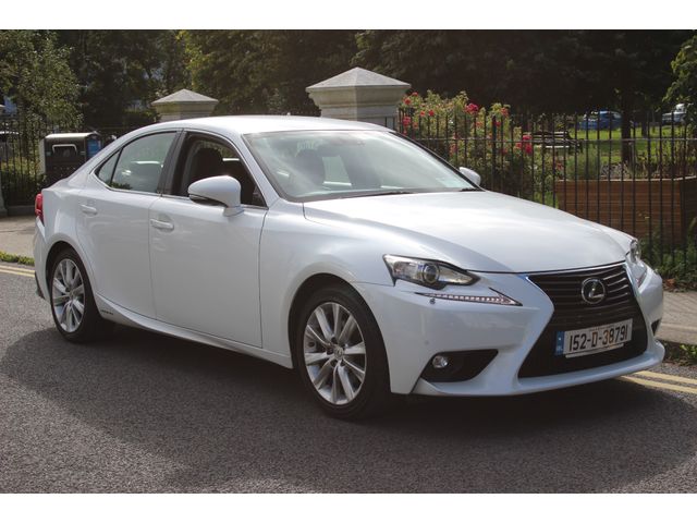 Image for 2015 Lexus IS 300h Advance