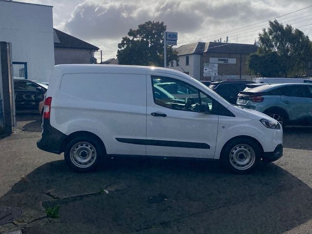 Image for 2022 Ford Transit Courier Base 1.5TD 75PS M6 2DR