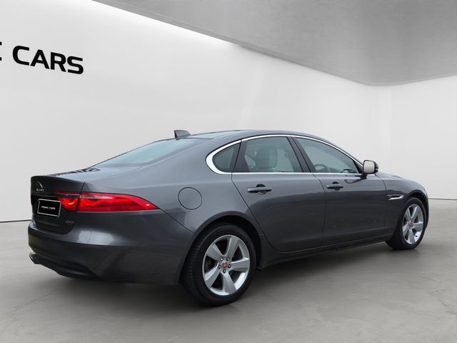 Image for 2017 Jaguar XF 2.0D PORTFOLIO -- EXCELLENT CONDITION -- FINANCE ARRANGED 