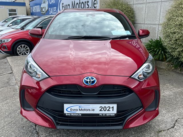 Image for 2021 Toyota Yaris X 4WD HYBRID AUTOMATIC 1.5 PETROL //KEYLESS ENTRY//ADAPTIVE CRUISE CONTROL//CARPLAY//