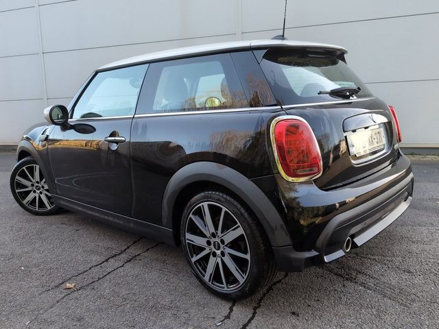 Image for 2022 Mini Cooper Cooper Classic 2 6sp 3dr