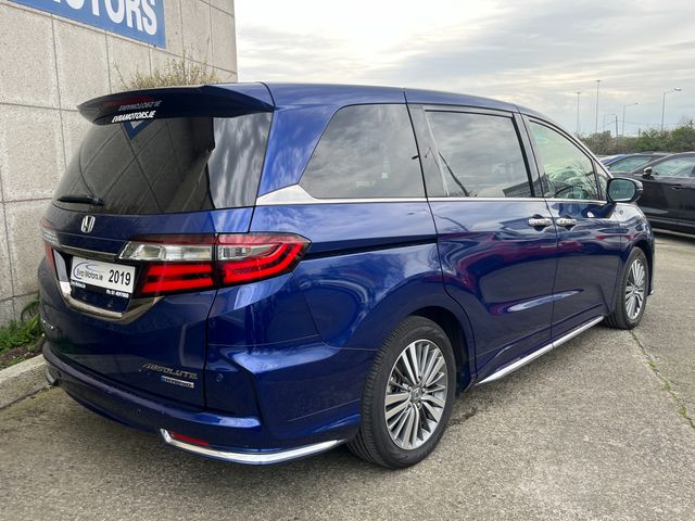 Image for 2019 Honda Odyssey ABSOLUTE 7 SEATER AUTOMATIC HYBRID 2.0 PETROL //LOW MILES//HALF LEATHER HEATED SEATS//REVERSE CAMERA//POWER SLIDING REAR DOORS//KEYLESS ENTRY// 