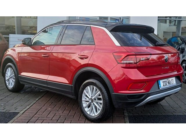 Image for 2023 Volkswagen T-Roc Life 2.0 TDI 116HP **REAR VIEW CAMERA, APP CONNECT, 