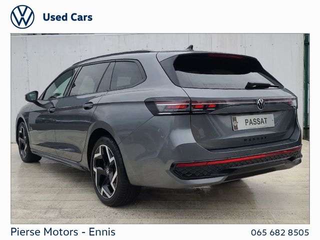 Image for 2025 Volkswagen Passat Passat R-Line Phev TSi eHybrid 204