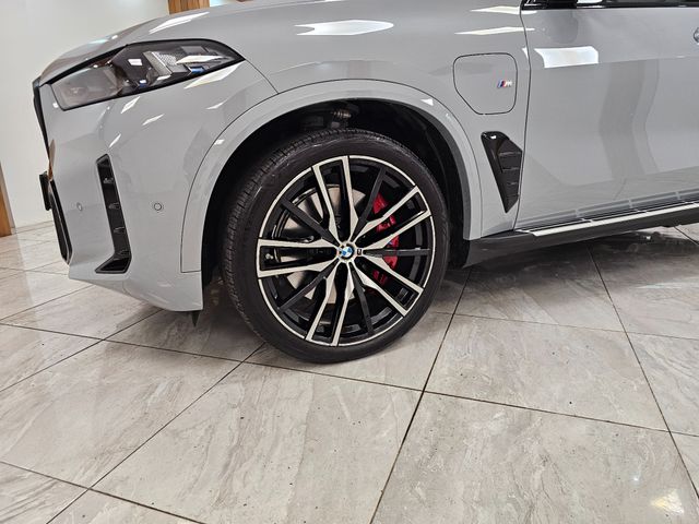 Image for 2026 BMW X5 50e M Sport Pro // PAN SUNROOF