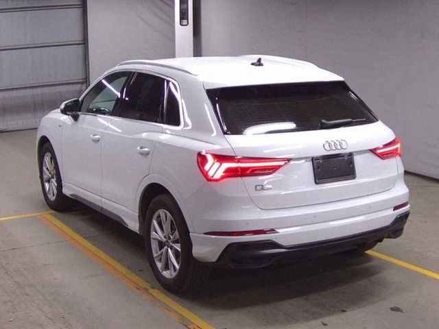 Image for 2021 Audi Q3 1.5 TFSI S-LINE - HALF BLACK LEATHER - FACTORY ALLOYS - CRUISE CONTROL