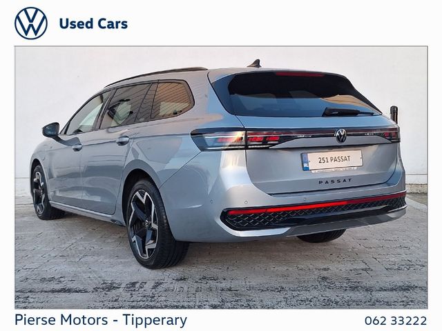Image for 2025 Volkswagen Passat Passat R-Line Phev S-A R-Line TSi eHybrid 204 19.7 kWh PHEV 115BHP /13kWh Battery DSG6 Auto Start/Stop
