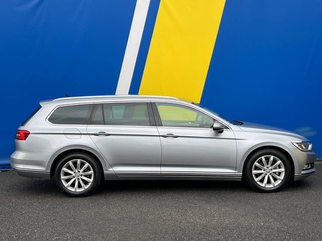 Image for 2018 Volkswagen Passat HIGHLINE VARIANT 1.4 TSI AUTO // LEATHER/ALCANTARA INTERIOR // POWERED BOOT LID // APPLE CARPLAY/ANDROID AUTO