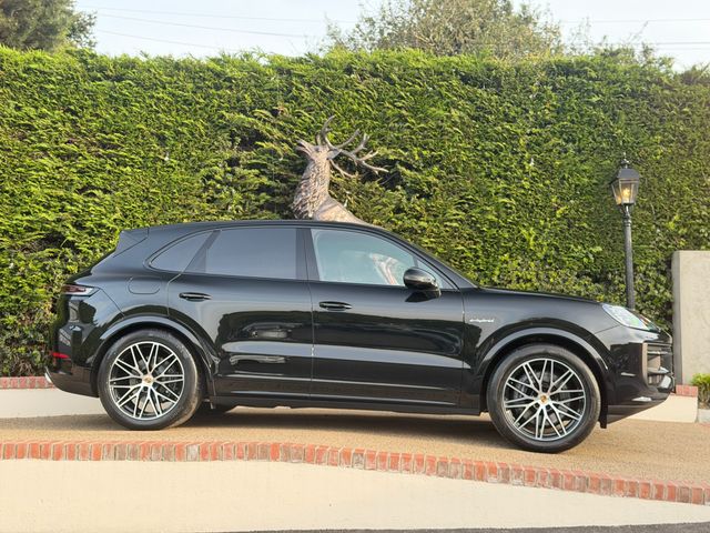 Image for 2024 Porsche Cayenne E-hybrid 5DR Auto