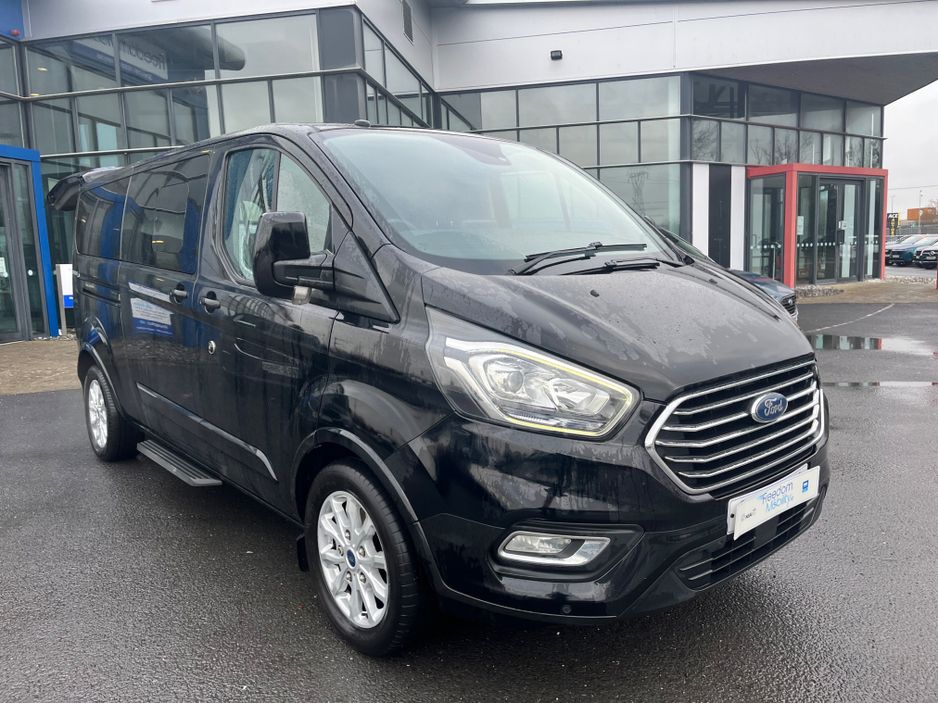 Image for 2019 Ford Tourneo Custom Lowered Floor Wheelchair Access