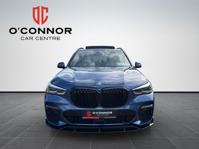 Image for 2022 BMW X5 “Family car with the attitude of a nightclub owner.”