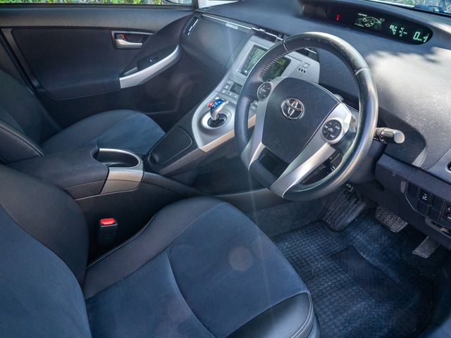 Image for 2015 Toyota Prius 1.8 Petrol Hybrid Automatic 5DR