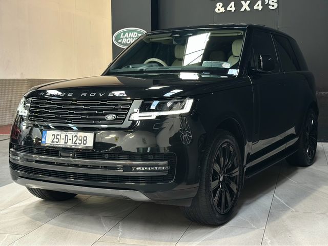 Image for 2025 Land Rover Range Rover P550 MEGA SPEC E-HYBRID