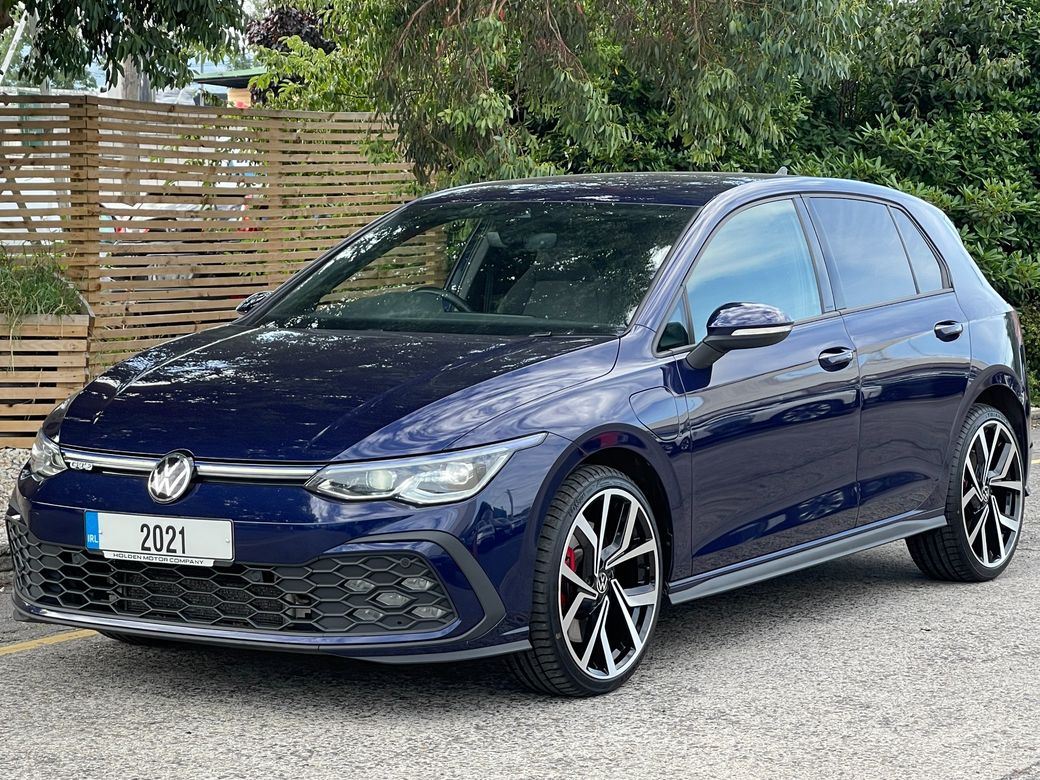 Image for 2021 Volkswagen Golf GTE DSG
