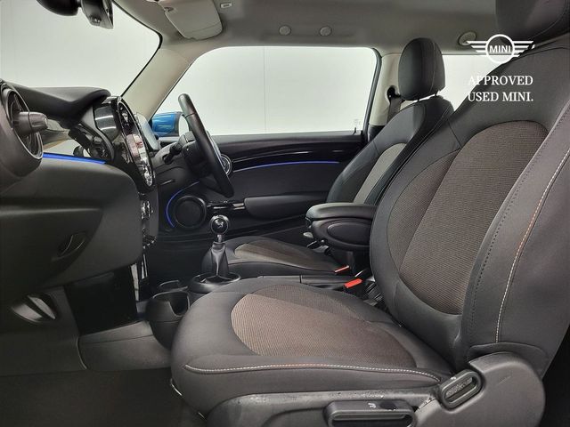 Image for 2022 Mini Cooper 3-Door One Classic