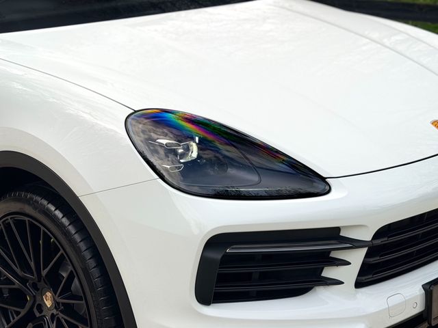 Image for 2022 Porsche Cayenne V6