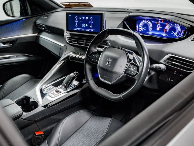 Image for 2023 Peugeot 5008 Allure 1.5 Diesel Auto 130HP - 7 Seater