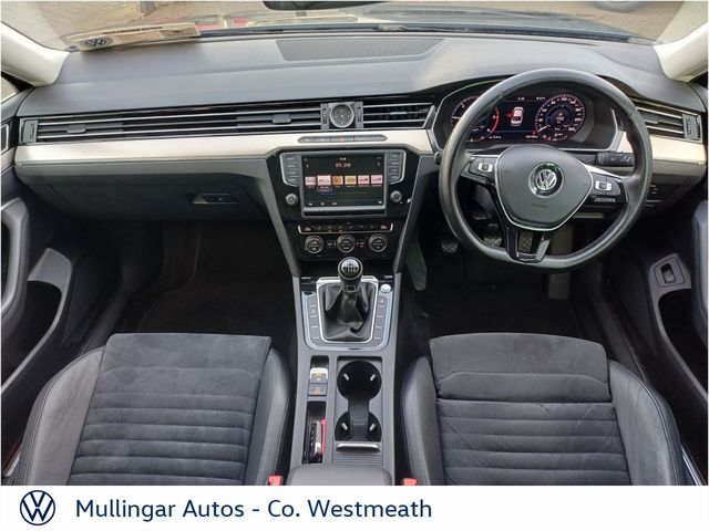 Image for 2017 Volkswagen Passat 1.6 TDI 120HP Highline BE