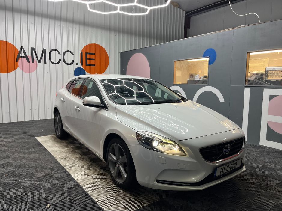 Image for 2014 Volvo V40 €10950! 2014 VOLVO V40 1.6 AUTOMATIC / CRUISE CONTROL / REVERSE CAMERA / ELECTRIC MEMORY & HEATED SEATS