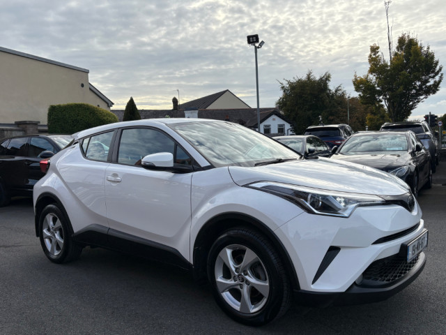 Image for 2019 Toyota C-HR 1.2T Luna 4DR