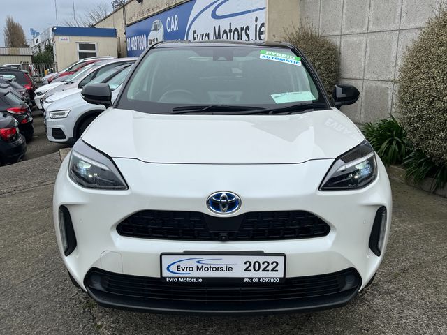 Image for 2022 Toyota Yaris Cross Z HYRBID AUTOMATIC 1.5 PETROL //HIGH SPEC//HALF LEATHER HEATED SEATS//360 PARKING CAMERAS//ADAPTIVE CRUISE CONTROL//KEYLESS ENTRY//