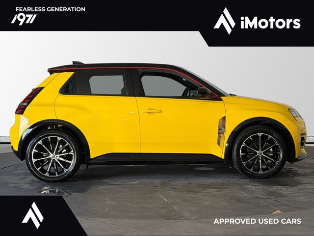 Image for 2025 Renault 5 Iconic 52kWh 150hp