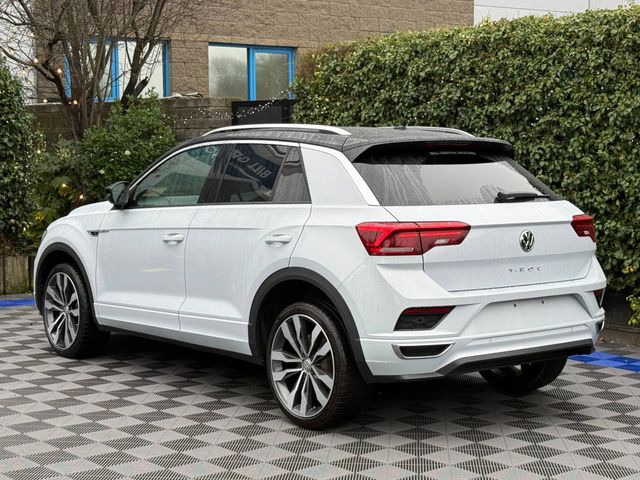 Image for 1969 Volkswagen T-Roc R-LINE 2.0 TDI ** BIG SPEC ** // PARKING SENSORS // R-LINE SPORT SEATS // DIGITAL CLUSTER