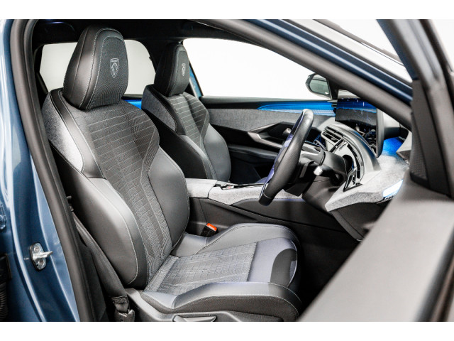 Image for 2025 Peugeot 5008 GT Hybrid Auto 145HP