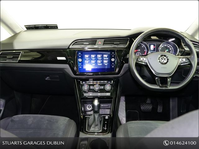 Image for 2020 Volkswagen Touran *SOLD DEPOSIT TAKEN*RL 2.0 TDI D7F 115HP 5DR Auto 7 Seats * Panoramic Glass Sunroof , Orginal Irish car * 1 Owner 