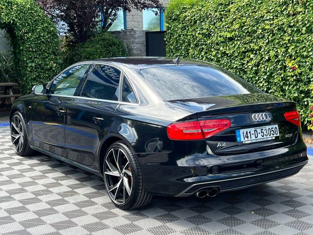 Image for 2014 Audi A4 S-LINE 2.0 TFSI // NEW 19" S-LINE ALLOYS // REVERSE CAMERA // S-LINE POWERED & HEATED SEATS