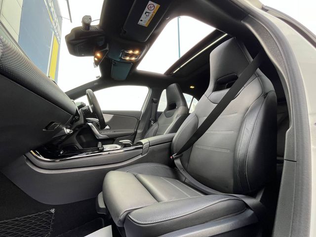 Image for 2019 Mercedes-Benz A Class A180 AMG-LINE PREMIUM PLUS 1.3 // TILT & SLIDE PAN ROOF // HEADS-UP DISPLAY // TOP AMG SPEC // VIRTUAL COCKPIT 