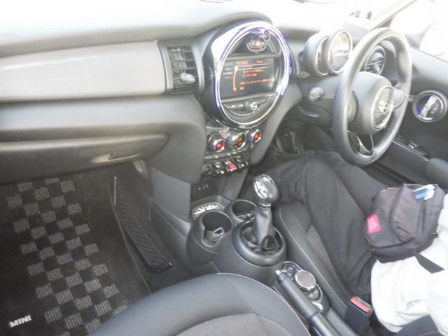 Image for 2018 Mini Cooper D 1.5D AUTO
