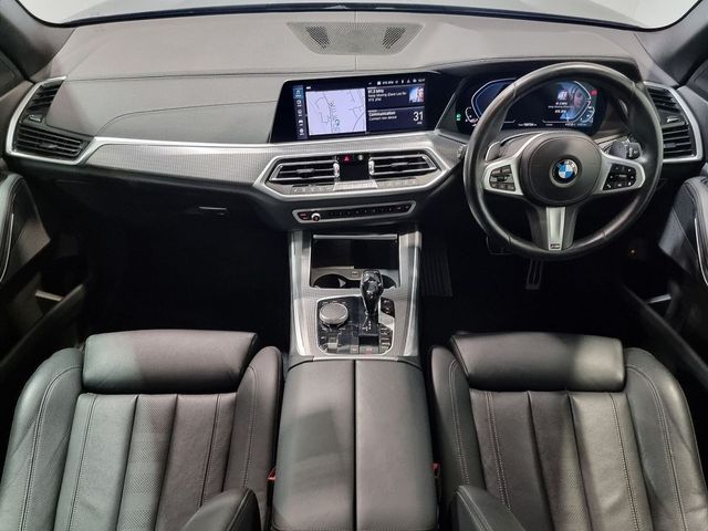 Image for 2021 BMW X5 ** M SPORT ** XDRIVE ** 3.0 PHEV 45e ** AUTOMATIC ** STUNNING SUV ** TRINITTY VOLKSWAGEN **