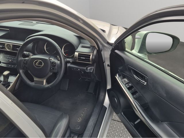 Image for 2013 Lexus IS 300h 300 H SE AUTO 2.5 * SELF CHARGING HYBRID * REVERSE CAMERA * 